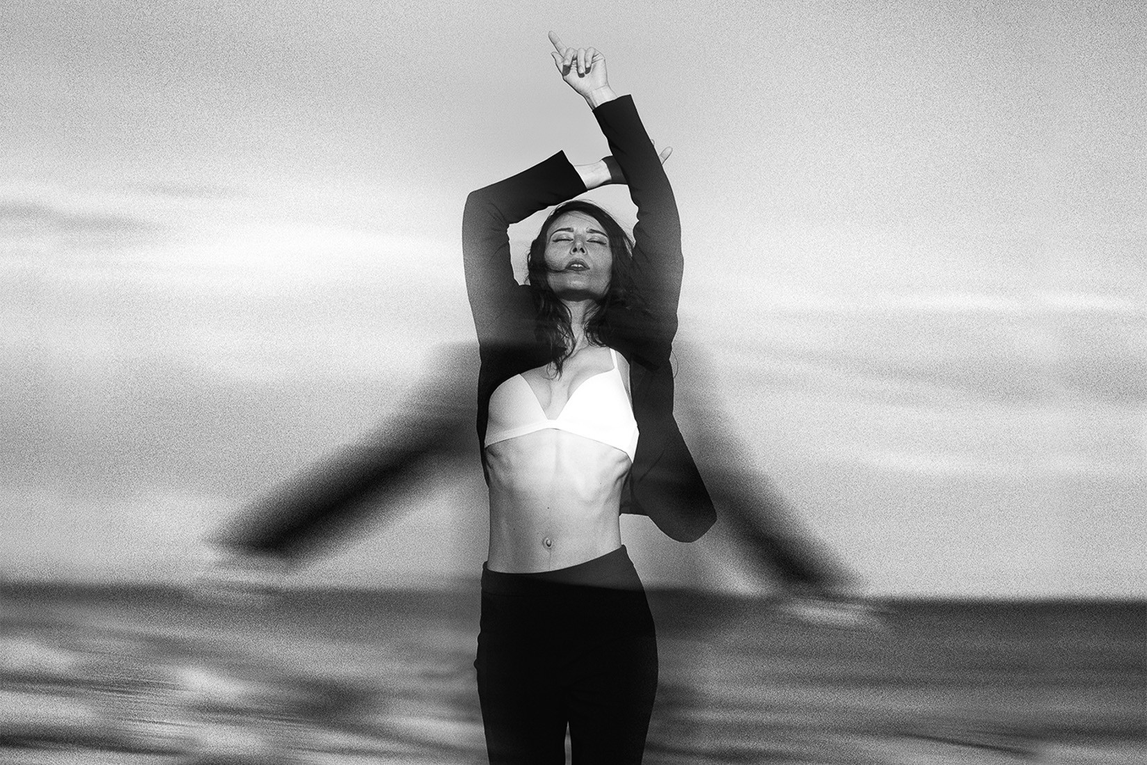 foto fashion modella al mare